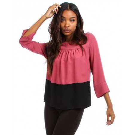 MUAVE AND BLACK 3/4 SLEEVE TOP WITH DECORATIVE SHOULDER